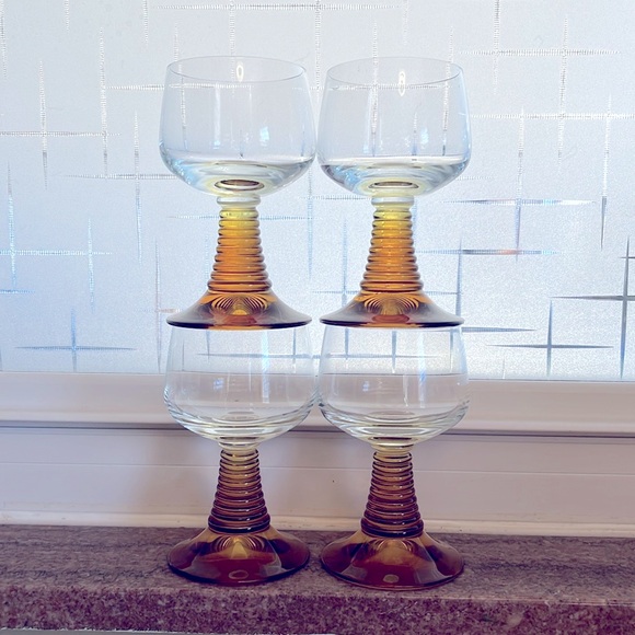 Vintage Roemer goblet/Wine Glasses with Amber beehive  Stems set of 4 - Picture 1 of 9